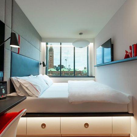 Готель Citizenm London Victoria Station Екстер'єр фото